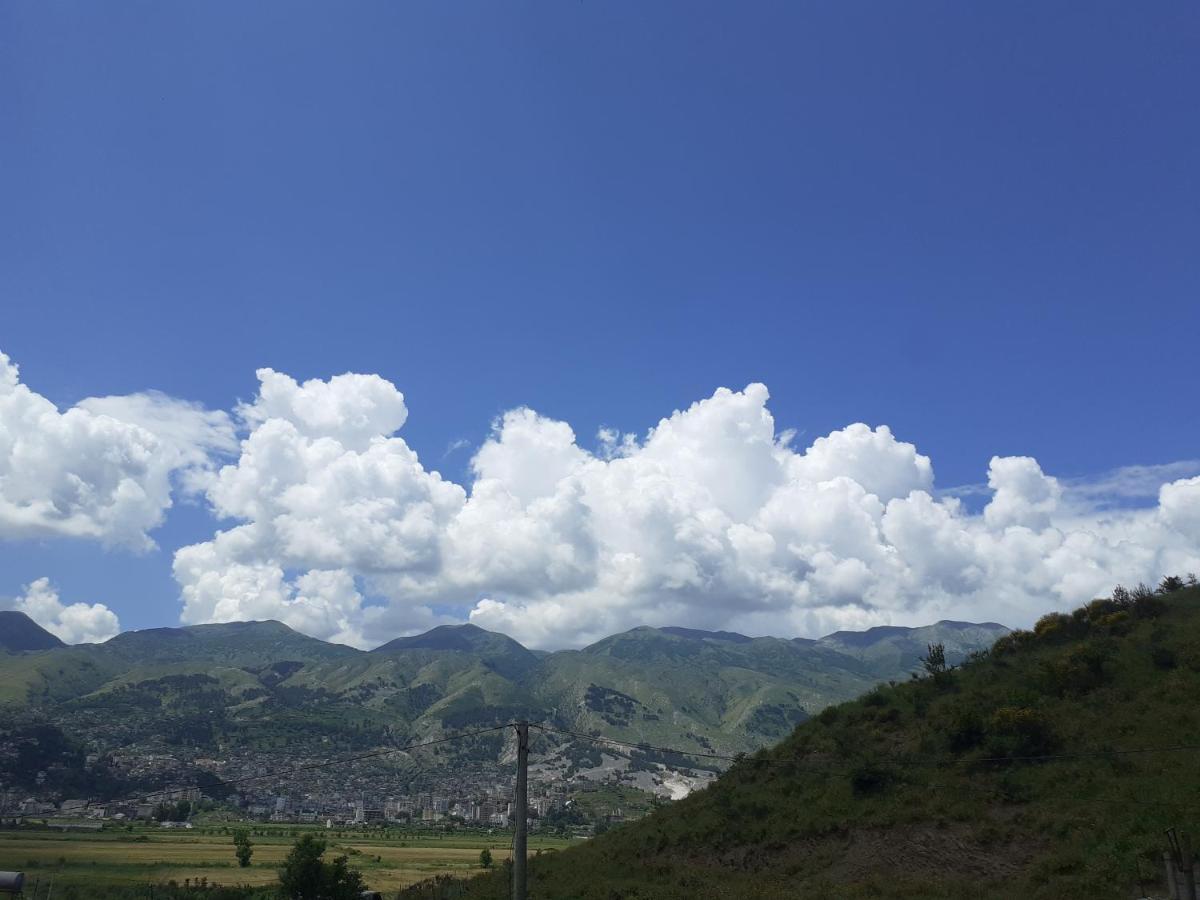 Kanushi House Gjirokastër Buitenkant foto