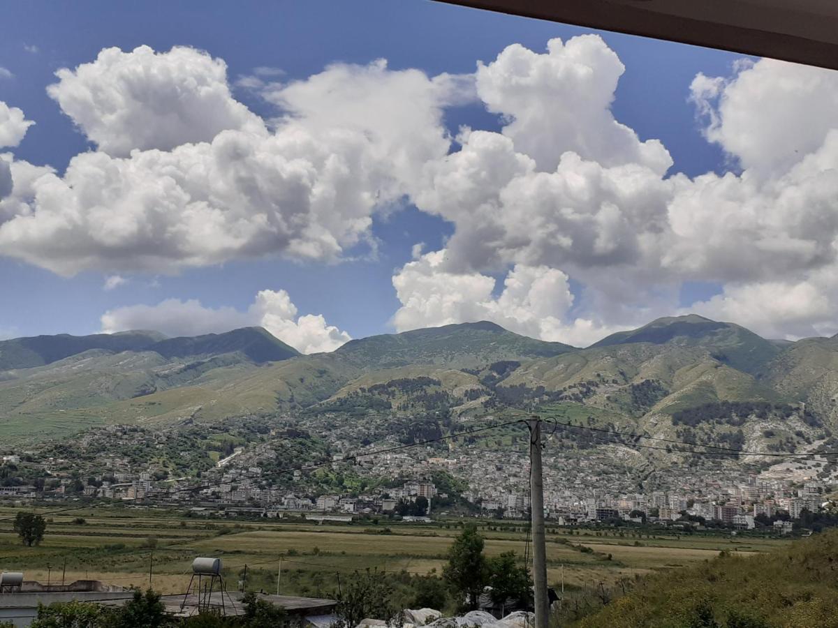 Kanushi House Gjirokastër Buitenkant foto
